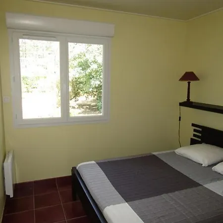 Het Club - Maison 3 Chambres, 6 Pers Au Sein D'une Avec Piscine A Ocean Mae-0471